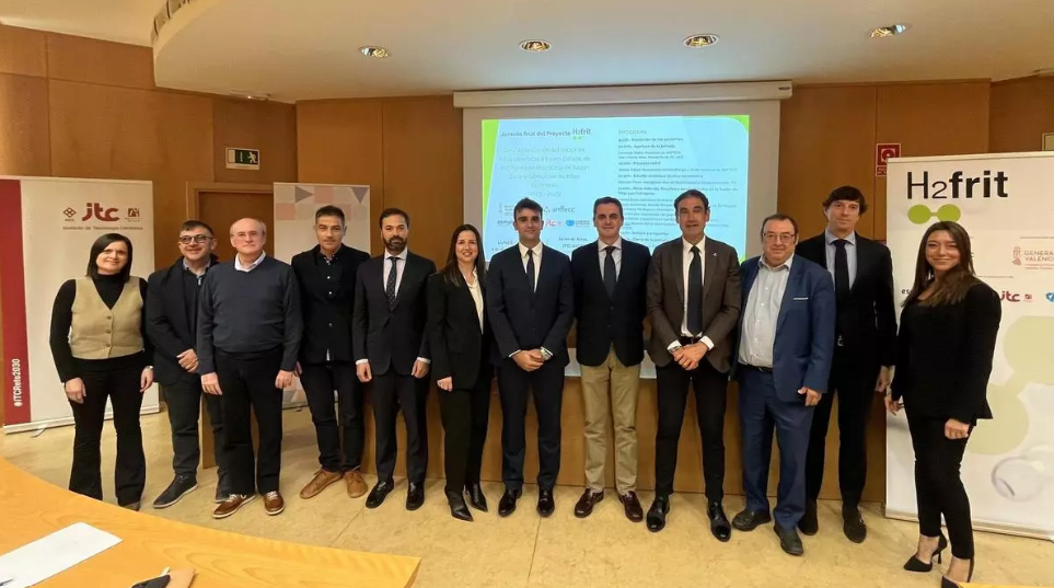 La industria de esmaltes cerámicos logra un hito tecnológico de referencia internacional